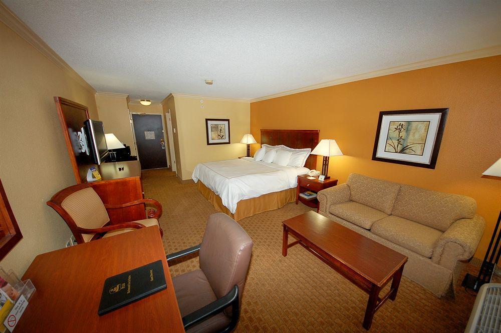 Richmond Inn & Suites Baton Rouge Kamer foto