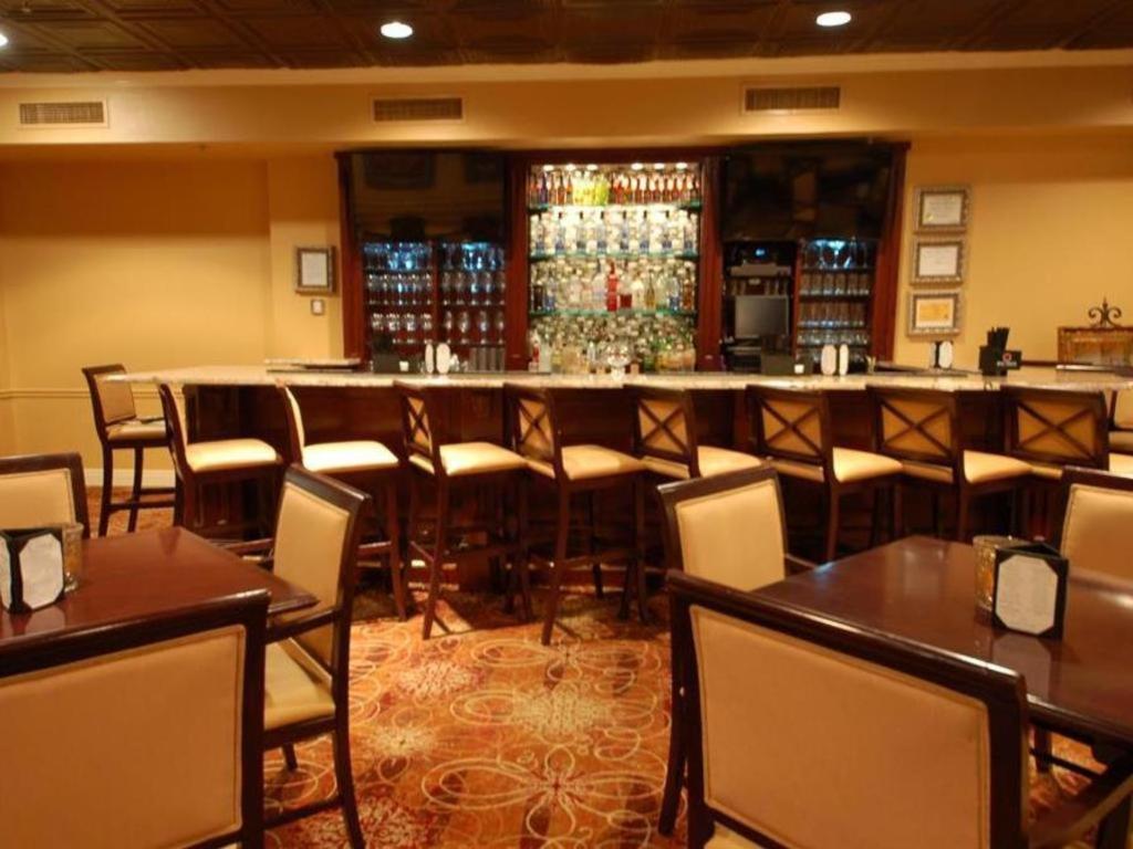Richmond Inn & Suites Baton Rouge Buitenkant foto